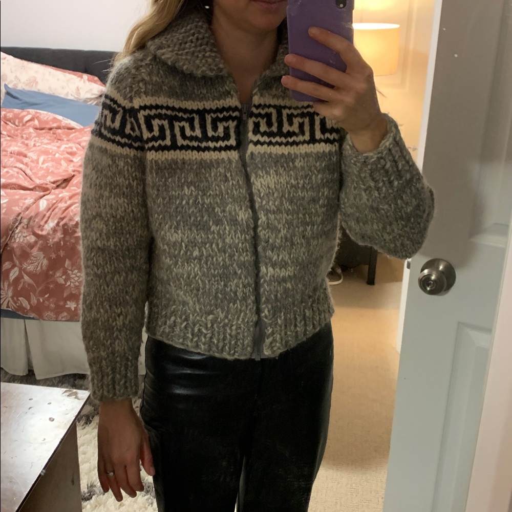 SOLD! 💙 Cowichan Pheonix Handmade Heavy Wool Sweater